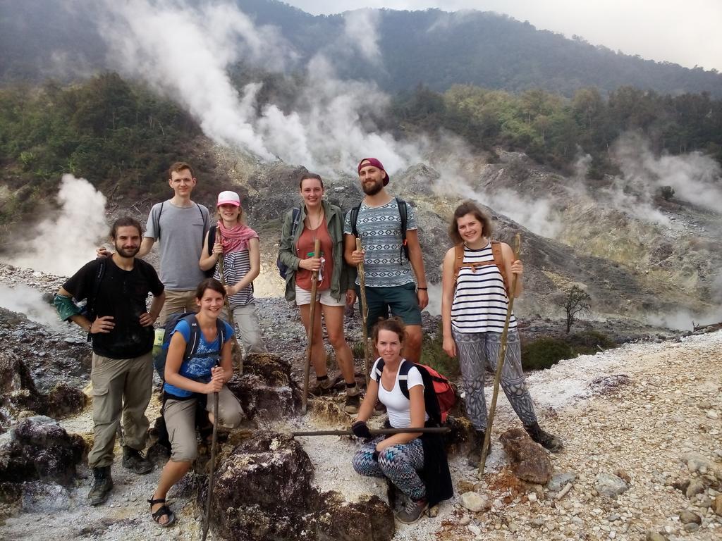 Hostel Bogor Ngoại thất bức ảnh